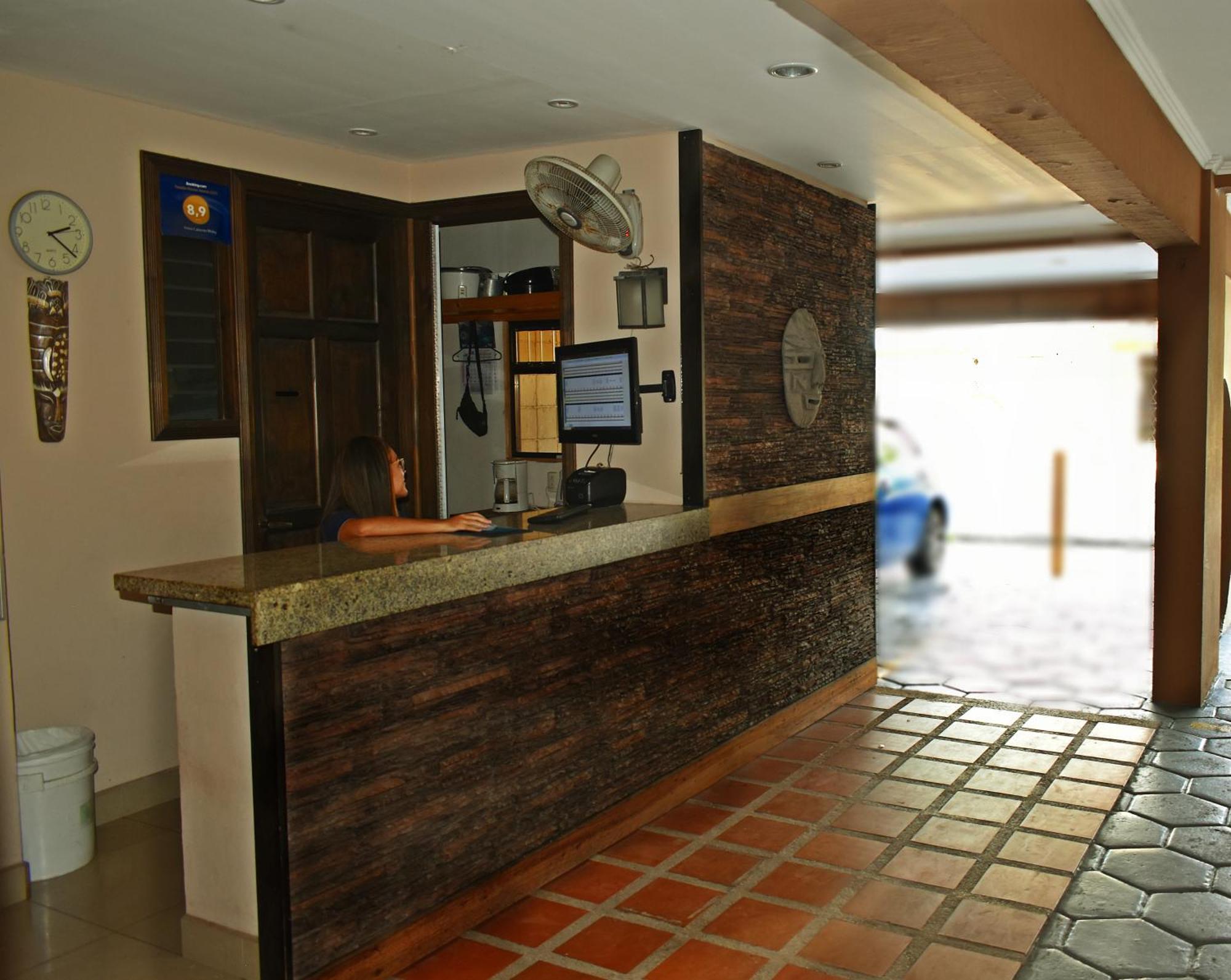 Hotel Cabinas Midey Пунтаренас Экстерьер фото